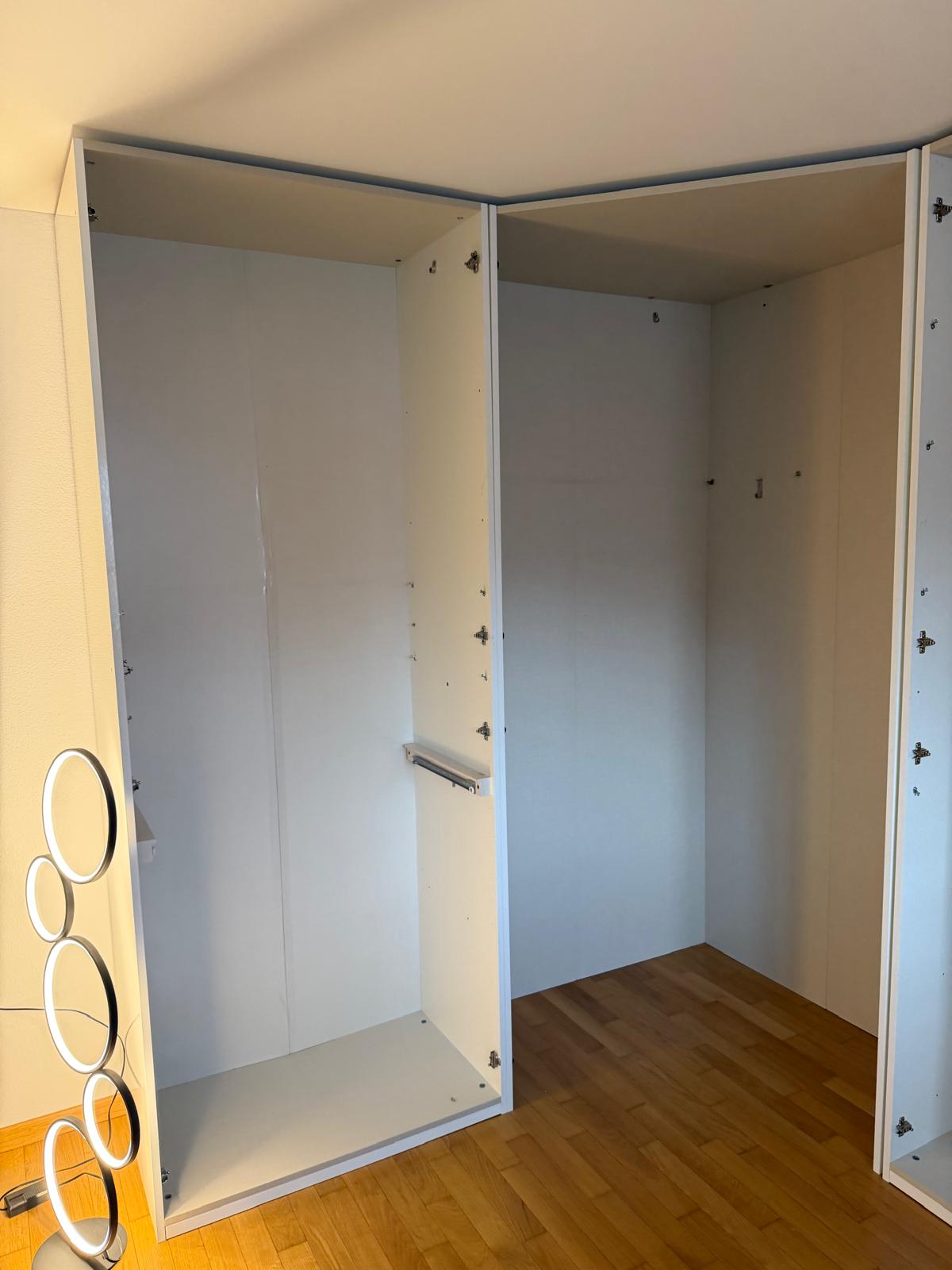 Trasporto armadio su scale