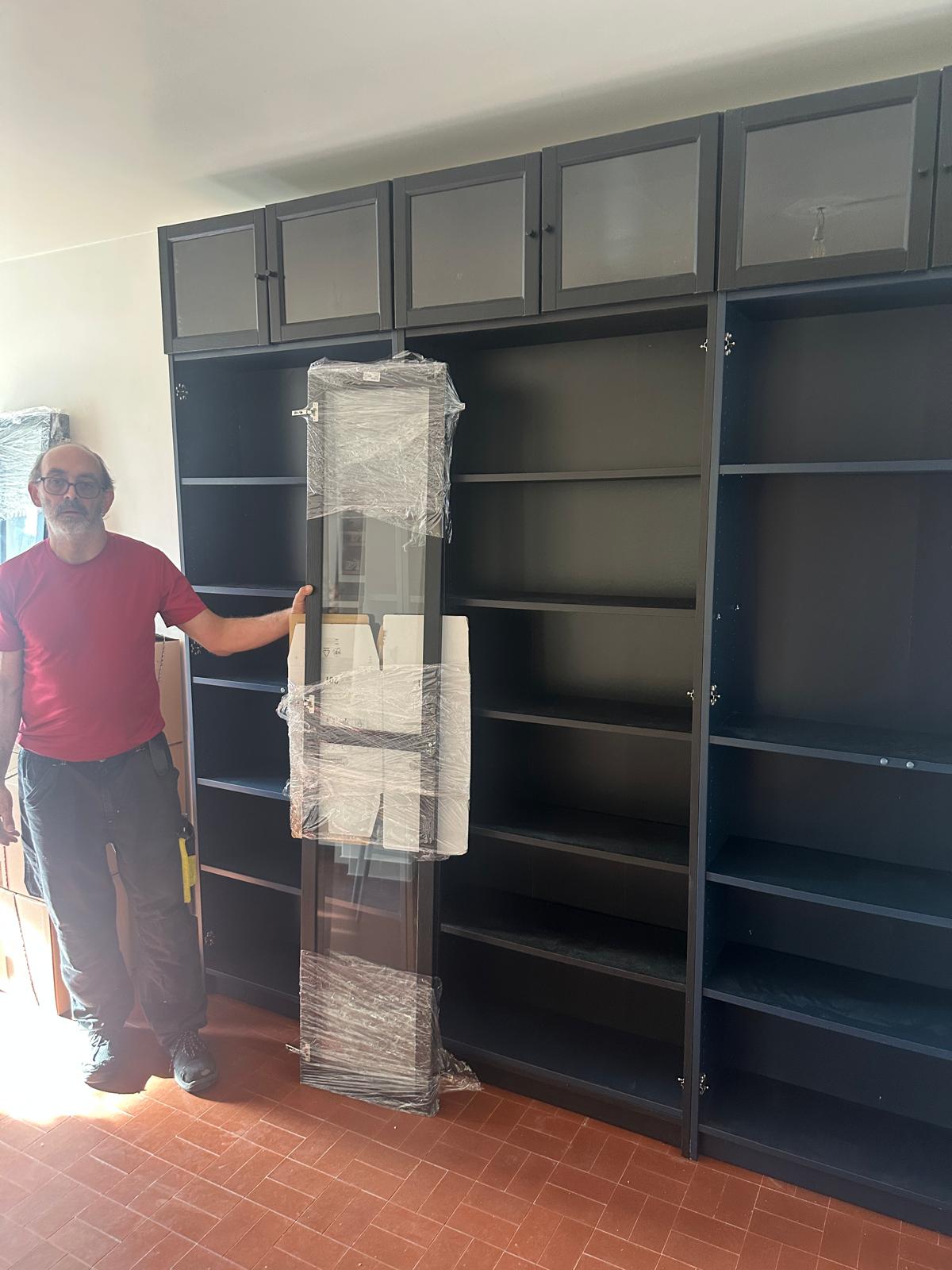 Armadio impacchettato professionalmente